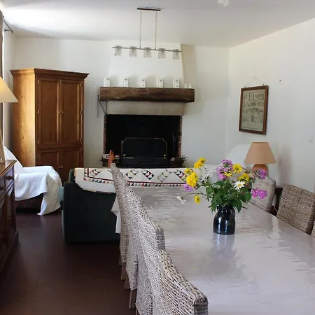 Lou Prat Bed & Breakfast