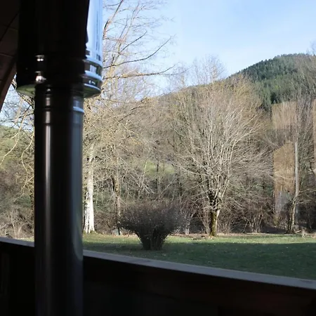 Lou Prat Bed & Breakfast 3*