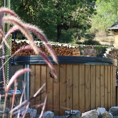 Lou Prat Bed & Breakfast