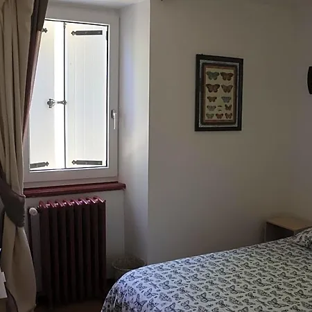 Lou Prat Bed & Breakfast 3*