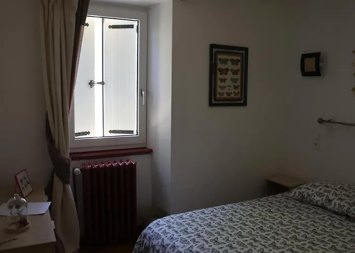 Lou Prat Bed and Breakfast