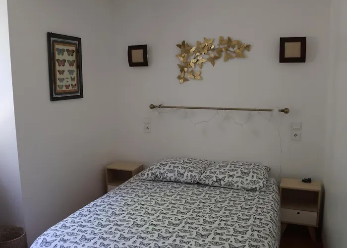 ベッド・アンド・ブレックファスト Lou Prat メリュイ