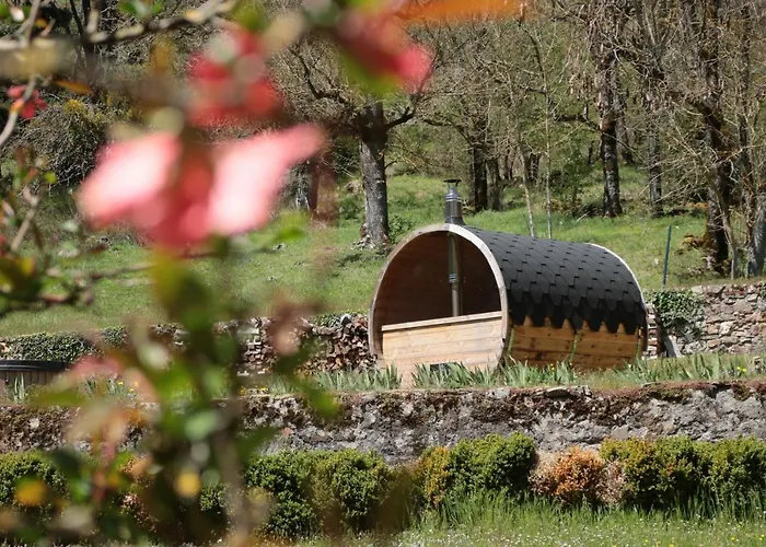 Lou Prat ベッド・アンド・ブレックファスト メリュイ